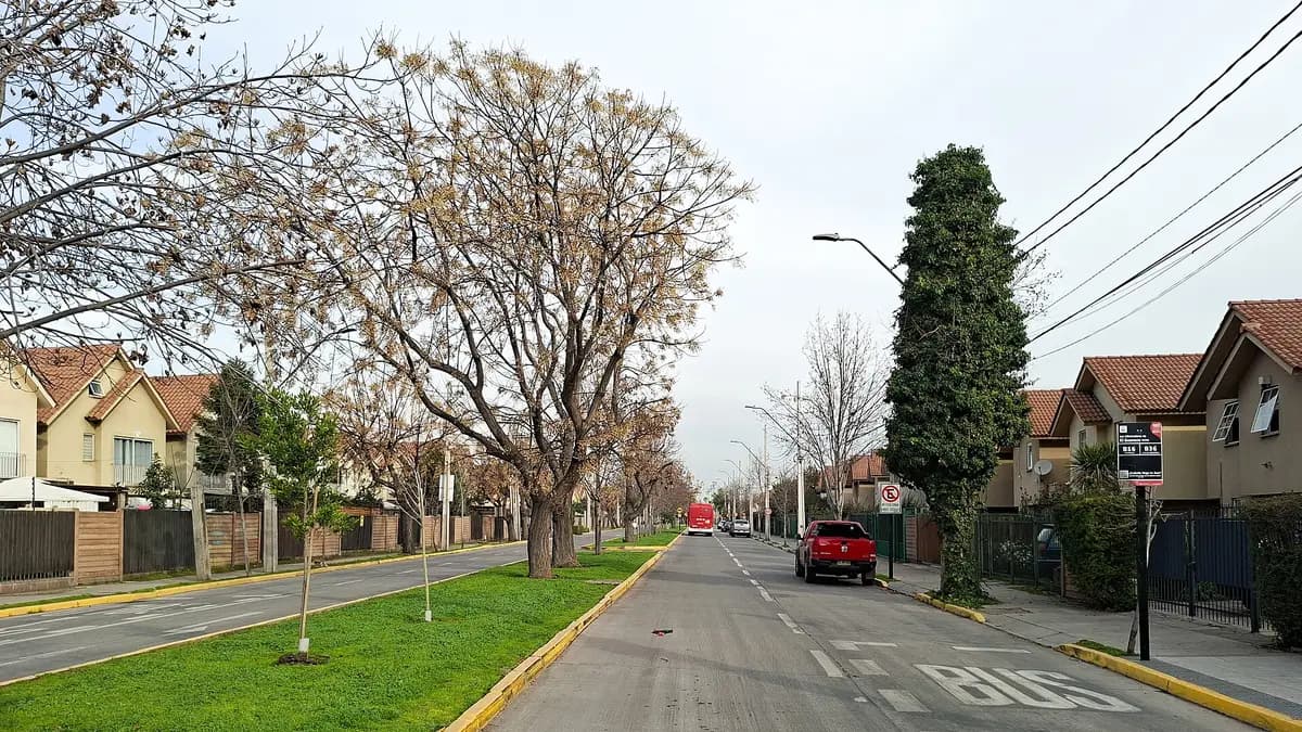 Avenida Los Libertadores en la comuna de Huechuraba, Santiago