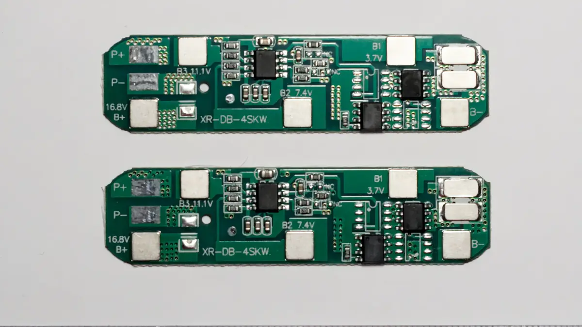 Placas BMS para packs de baterías de litio de cuatro celdas